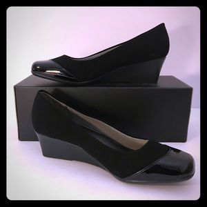 NBW Life stride black simply comfort wedge SZ 7